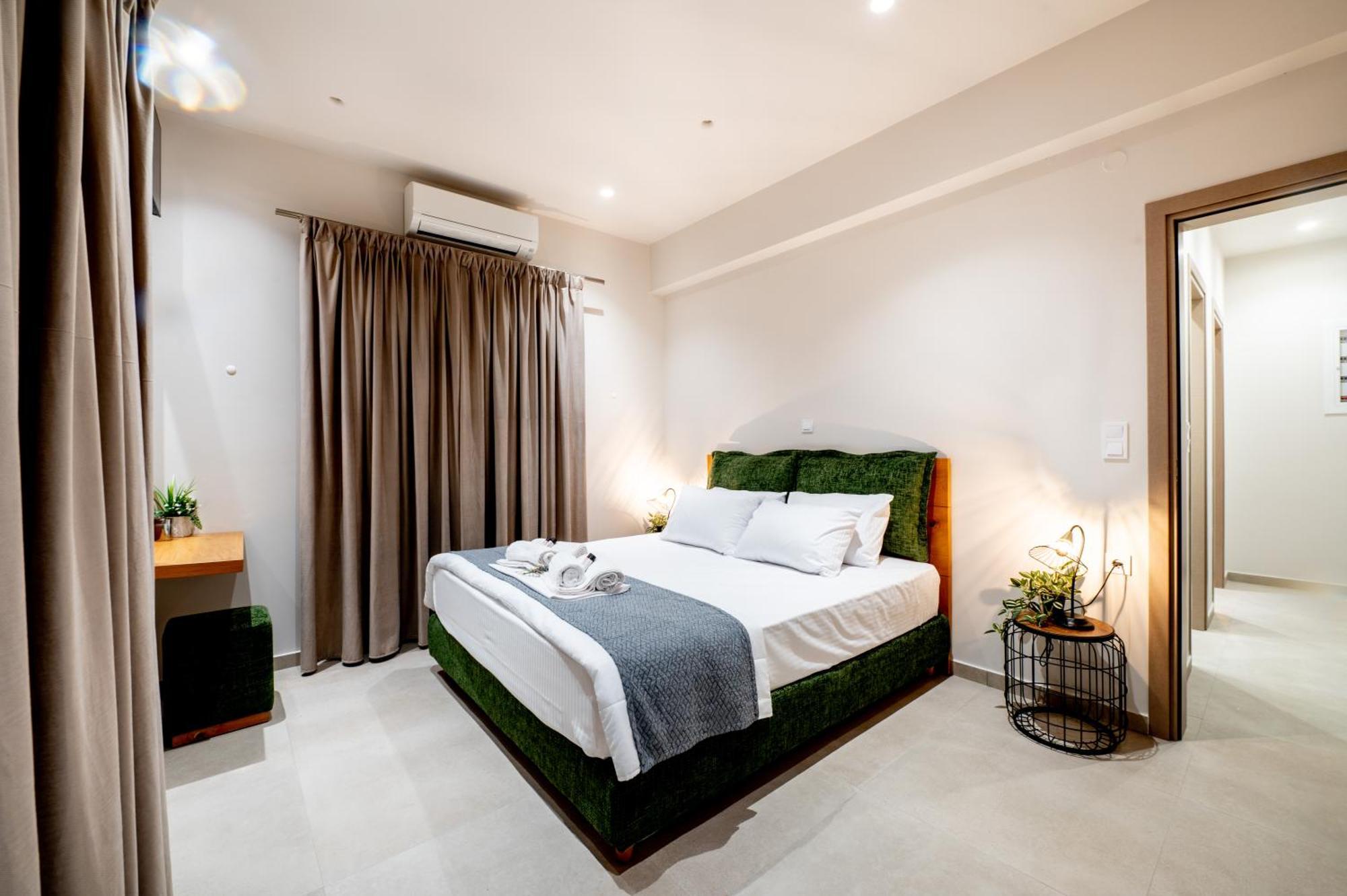 Thea Seaview Luxury Living Villa กาลามาตา ภายนอก รูปภาพ