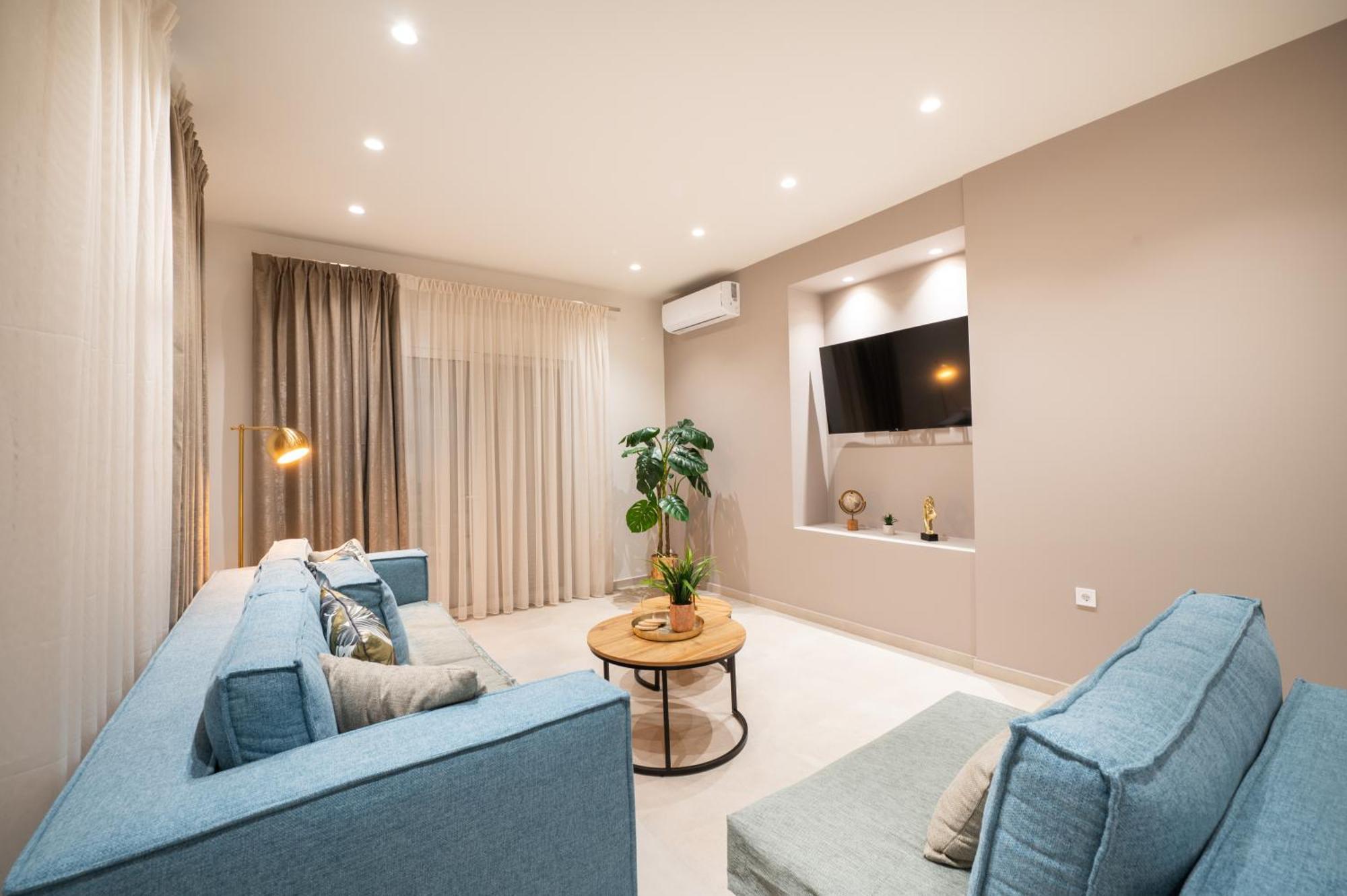 Thea Seaview Luxury Living Villa กาลามาตา ภายนอก รูปภาพ